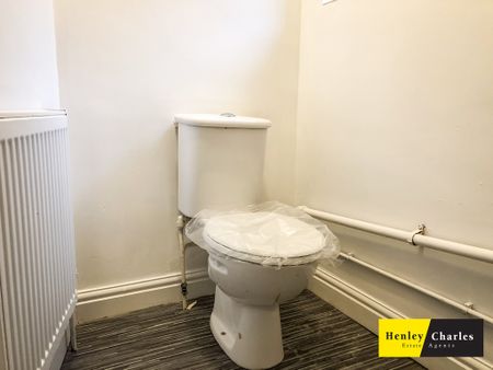 1 Bedroom Flat For Rent - Photo 3