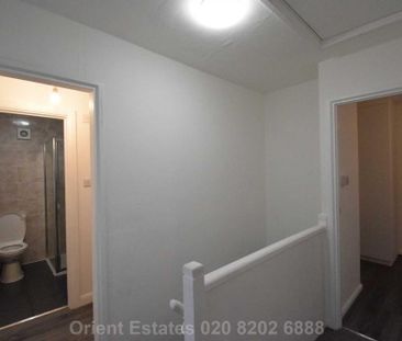3 bedroom end of terrace house to rent - Photo 5