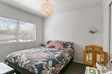 2 bedroom Flat at Bucklands Beach - Photo 3