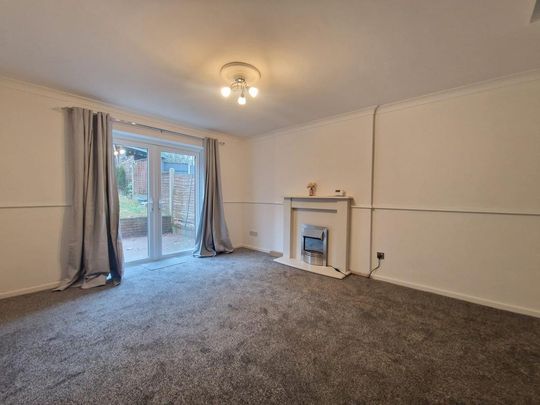 2 bedroom end of terrace house to rent - Photo 1