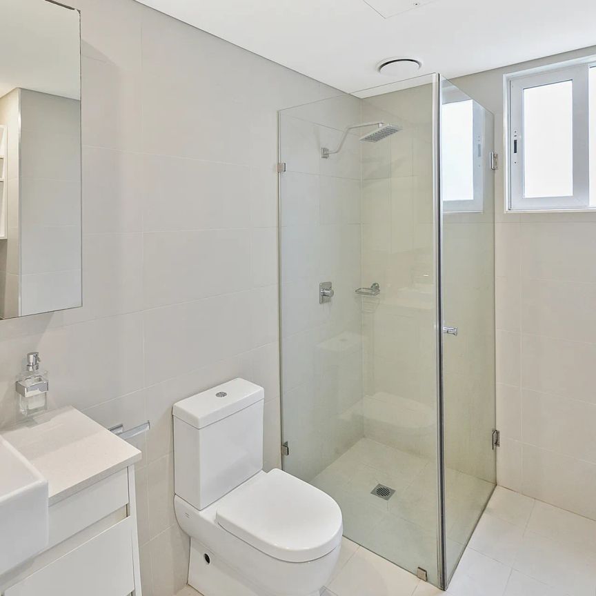 84/4-16 Kingsway , - Photo 1
