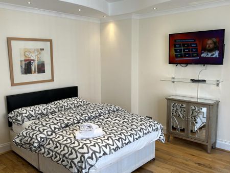 5 bedroom apartment to rent - Photo 2