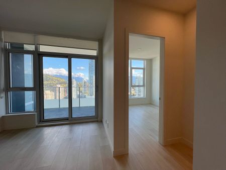 537 Cottonwood Ave #2108, Coquitlam, BC V3J0S4 - Photo 4