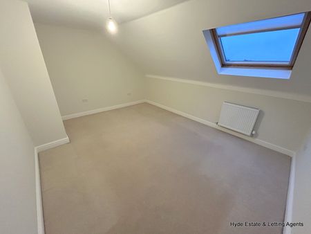 Fernbeck Close, Farnworth, Bolton, BL4 8BR, BL4 8BR - Photo 3