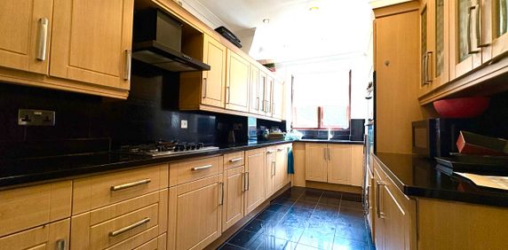 Ferrers Avenue, West Drayton - Photo 2