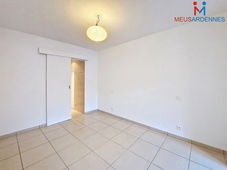 Appartement - à louer - 5000 Namur - 690 € - Photo 3