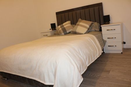 2 Bed Terraced House, Swan Lane, CV2 - Photo 3