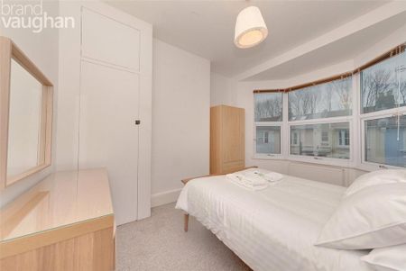 5 bedroom end of terrace house to rent - Photo 5