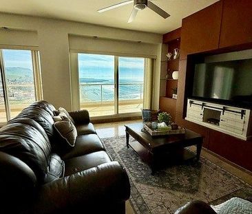 Huge Wrap Around Ocean Front Balcony Like no Other on the Coast - Photo 4