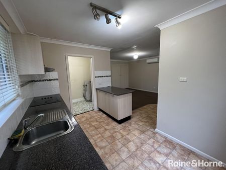 3/16 Victoria Street, Orange, NSW 2800 - Photo 5