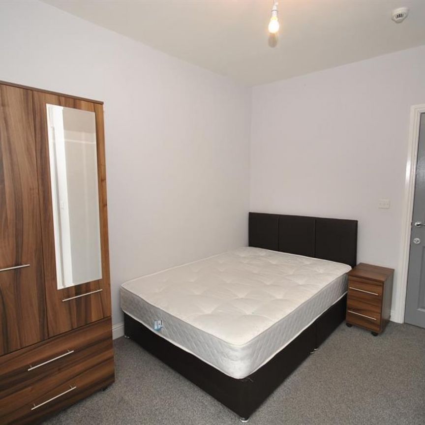 Room 4 39 Shirland Street, Chesterfield - Photo 1