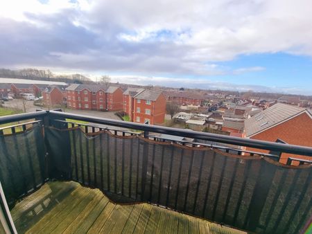 Property To Rent Breccia Gardens, St. Helens, WA9 | 2 Bedroom Apartment through Little Estate Agents - Photo 2