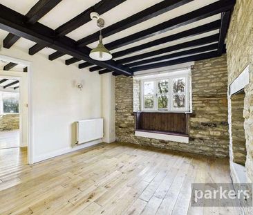 Station Road, Brize Norton, Carterton, Oxfordshire, OX18 - Photo 1