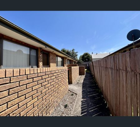 2/13 Waller Street, East Maitland, NSW 2323 - Photo 2