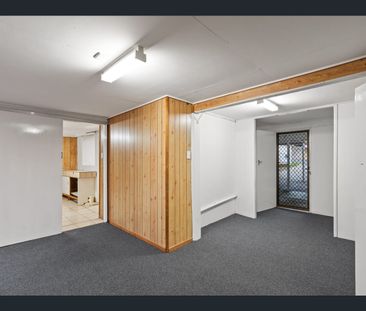175 Gaynesford Street South, Holland Park West, Qld 4121 - Photo 3