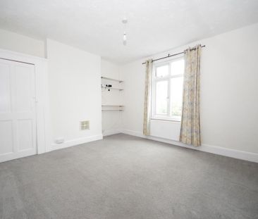 2 bedroom maisonette to rent - Photo 6
