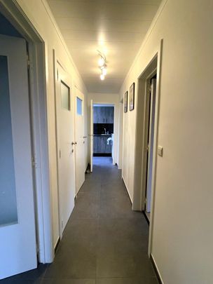 Gemeubelde gelijkvloers-woning met garage - Foto 1