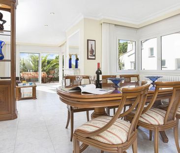 Avinguda d'Antoni J. Rovira - Foto 2