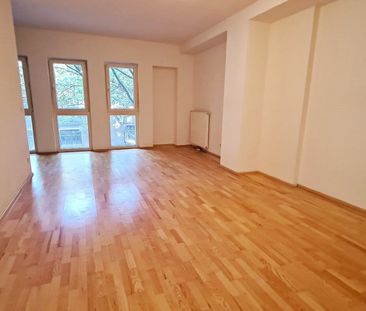 UNBEFRISTETE 60 m2 ALTBAU, 2 Zimmer, Komplettküche, Wannenbad, Park... - Photo 6