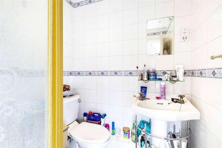 Rathbone Street, London, W1T - Photo 3