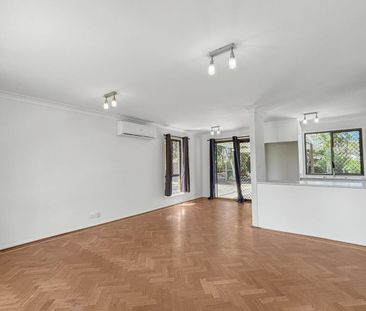 Spacious Family Living on 1,151sqm in the Heart of Ningi! - Photo 5