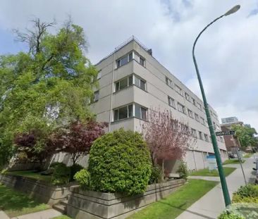 STANLEY MANOR | 1101 Harwood Street, Vancouver - Photo 1