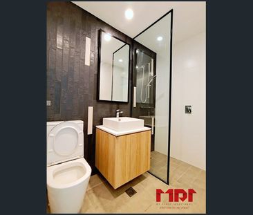 Large Lounge with Northern Aspect - Photo 3