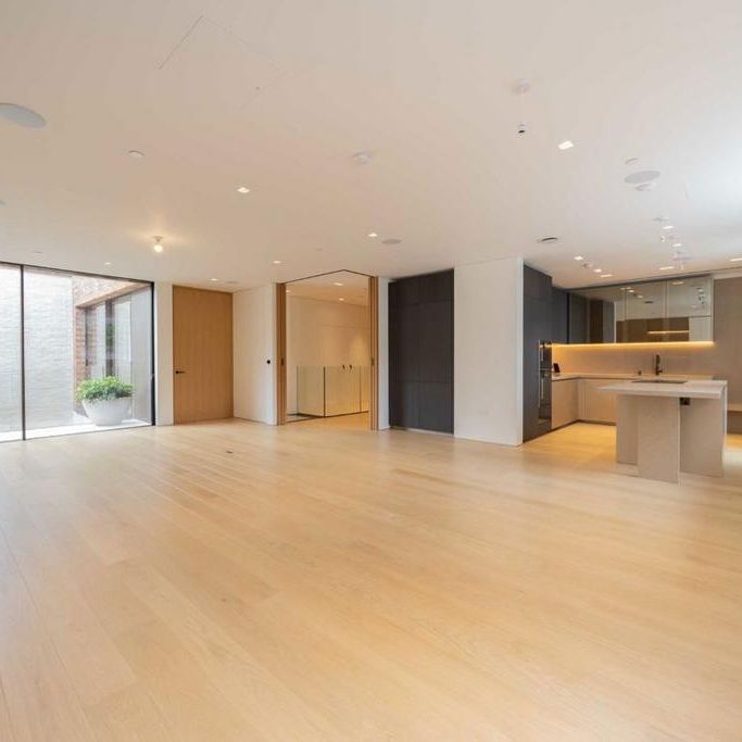 3 bedroom flat to rent - Photo 1