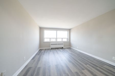 For Lease - 468 Ottawa Street Unit# 123B, Hamilton, Ontario - Photo 2