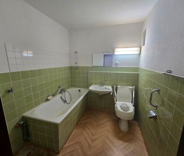 Single-Wohnung mit WBS in Benrath/Urdenbach, zum selber renovieren - Foto 1