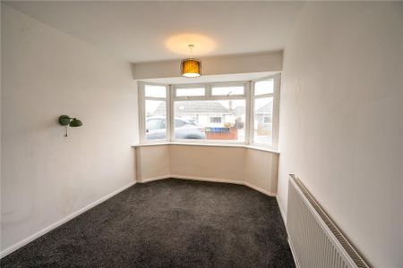 4 bedroom bungalow to rent - Photo 2