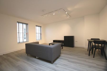 1 bedroom flat to rent - Photo 2
