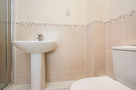 2 bedroom apartment to rent Brookbank Close, Cheltenham, GL50 - Photo 2