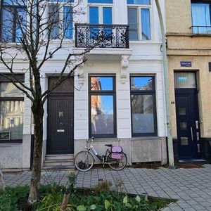 Huis te huur in Antwerpen voor € 1.750 met 3 slaapkamers - foto 2