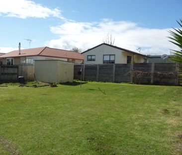 Cosy three bedroom in Greerton - Greerton - Photo 5