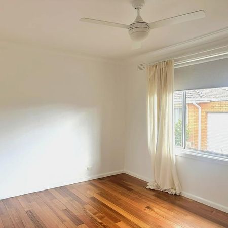 Bright, Spacious & Well-Located - Photo 2