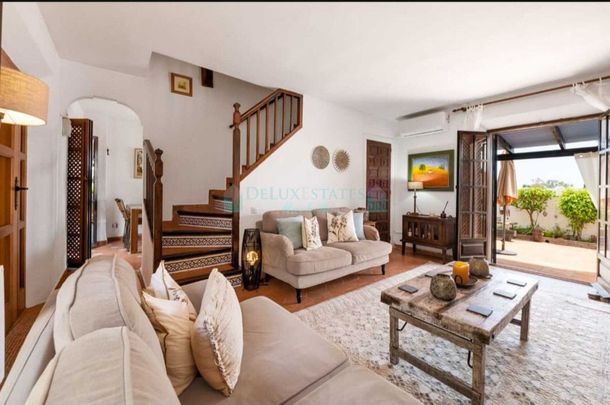 Town House for rent in Nueva Andalucia - Photo 1