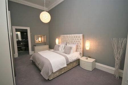 Park Gardens, Spectacular 2 Bedroom Apartment, Park District, Glasgow – Available 12/01/2026 - Photo 5