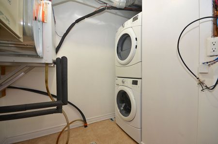 For Lease - 205 BLUESTONE Private Unit# 2, Orleans - Cumberland and Area, Ontario - Photo 3