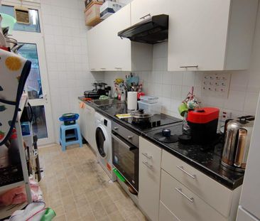 4 bedroom terraced house to rent - Photo 5