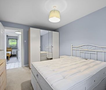38 Ashleigh Manor, Belfast, BT9 6JY - Photo 5