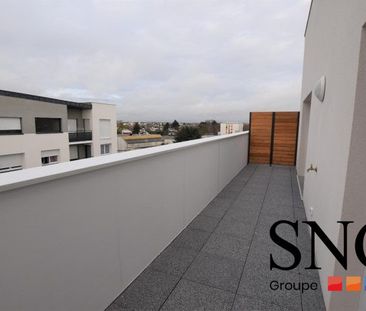 T3 AVEC BALCON + PKG DOUBLE EN SOUS SOL - Photo 1