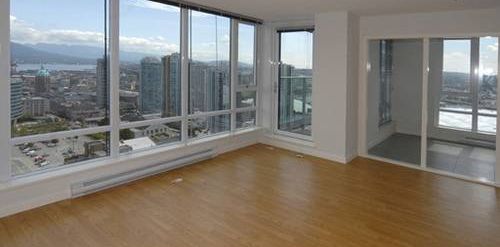 33rd floor - 2 bed & den, 2 bath - TV Towers - Photo 2