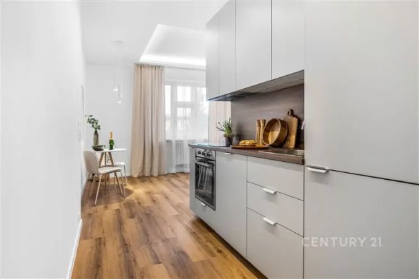 Designový 1+kk po kompletní rekonstrukci, Žižkov – Jeseniova - Photo 1