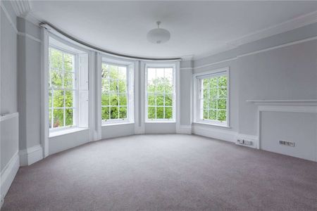 Duplex apartment in stunning Grade II listed building in central Tunbridge Wells location - Photo 3