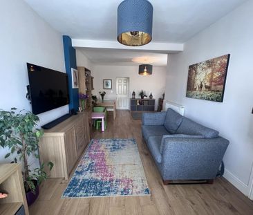 3 bedroom semi-detached house to rent - Photo 2