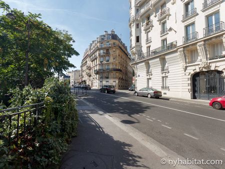 Logement à Paris, Location meublée - Photo 5