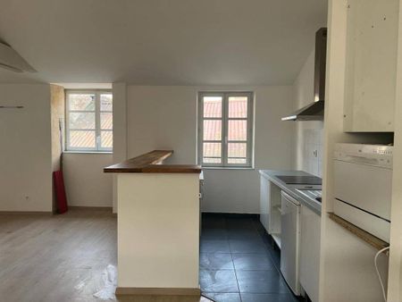 Location appartement t1 bis 2 pièces 40 m² à Villefranche-de-Rouergue (12200) La Bastide - Photo 2