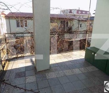 Apartament 2 camere, 67 mp, decomandat, zona strazii Predeal - Photo 2