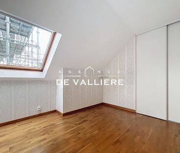 Location Appartement 3 pièces 80m² NANTERRE 92000 - Photo 4